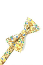 Cardi Pre-Tied Gold Enchantment Bow Tie