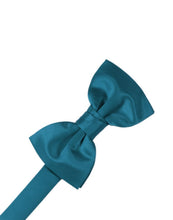 Cardi Oasis Luxury Satin Bow Tie