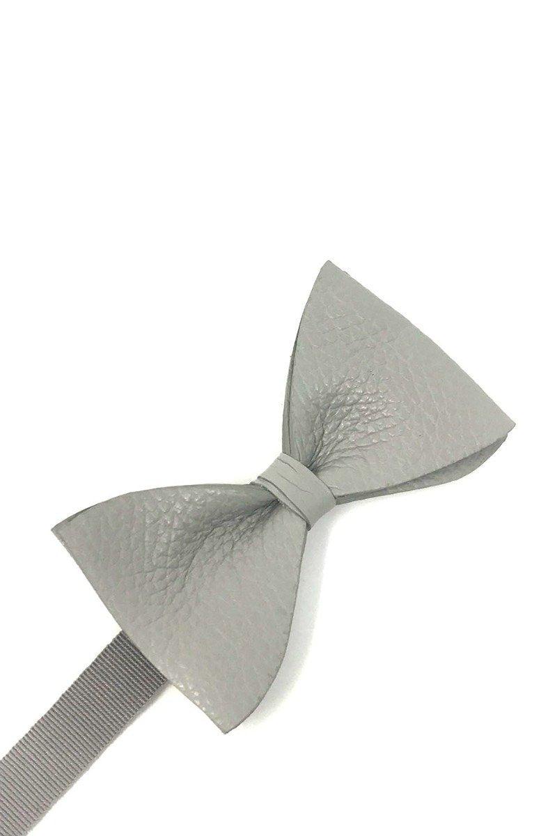 Cardi Light Grey Textured Leather Bow Tie