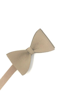 Cardi Tan Textured Leather Bow Tie