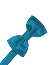 Cardi Pacific Luxury Satin Bow Tie